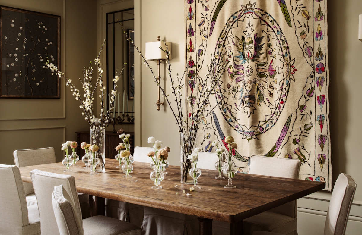 OWO Raffles Residences Dining Room