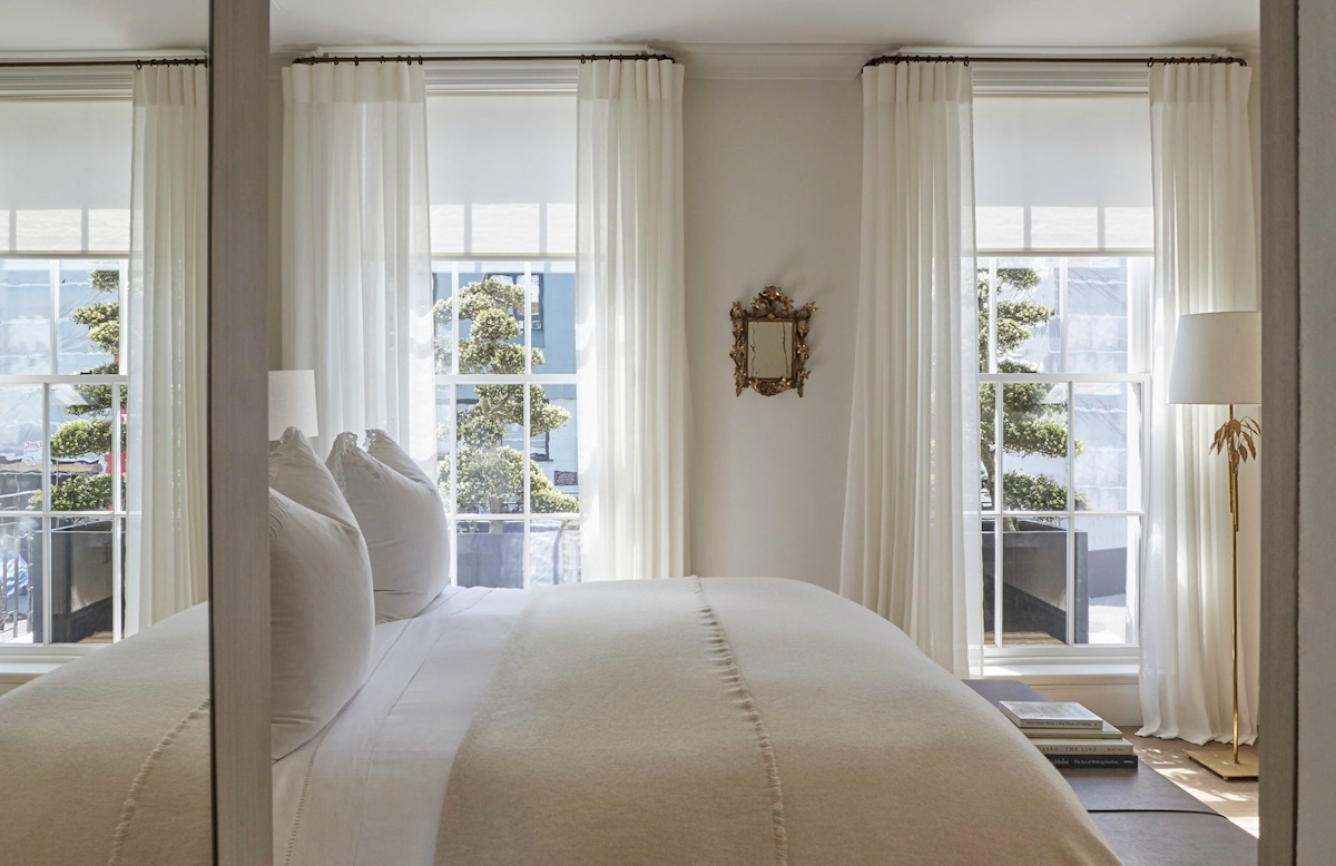 Meet The Designer | Louise Bradley Sitting Room | The Luxurist | LuxDeco.com